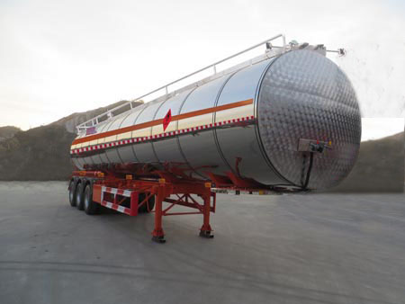 普诚12.6米31吨3轴易燃液体罐式运输半挂车(PC9404GRYA)