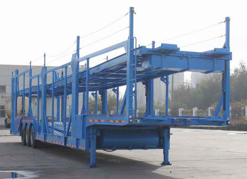 海鹏14米10吨3轴车辆运输半挂车(JHP9204TCL)