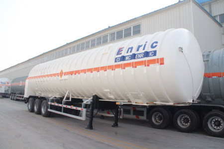 安瑞科13米23.6吨3轴低温液体运输半挂车(HGJ9409GDY)