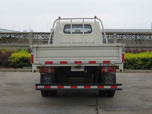 KMC1086S3 凯马106马力单桥柴油3.3米国三载货汽车图片