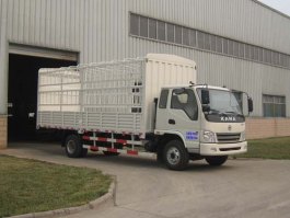 仓栅式运输车