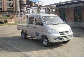 仓栅式运输车