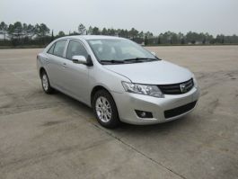 众泰牌JNJ7163型轿车