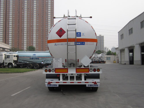 宇通YTZ9402GRYD易燃液体罐式运输半挂车公告图片