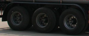 醒狮SLS9409GRY易燃液体罐式运输半挂车公告图片