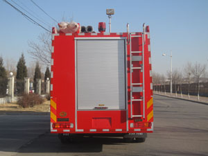 中卓时代牌ZXF5380GXFPM200泡沫消防车公告图片