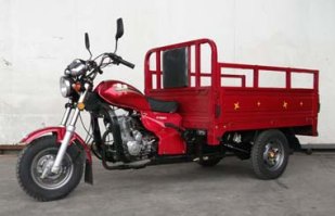 正三轮摩托车