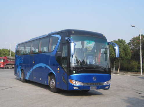 申龙12米24-57座客车(SLK6128L5GN5)