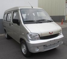 五菱牌LZW6388DAF型多用途乘用车