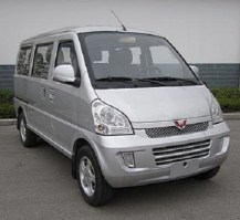 五菱牌LZW6407BCVY型多用途乘用车