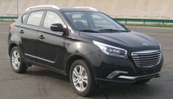 华泰圣达菲牌SDH6440GFM4型多用途乘用车