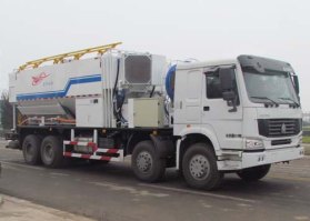 现场混装重铵油炸药车