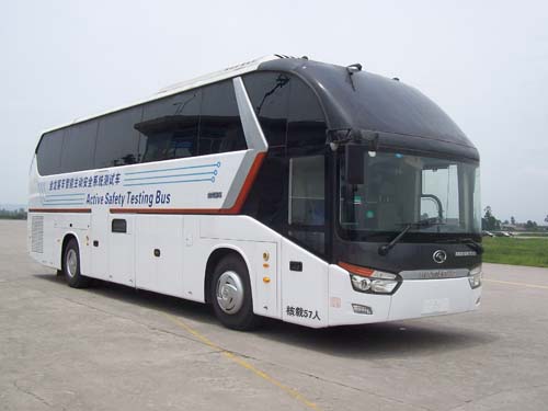 金龙12米24-57座客车(XMQ6129CYN5C)