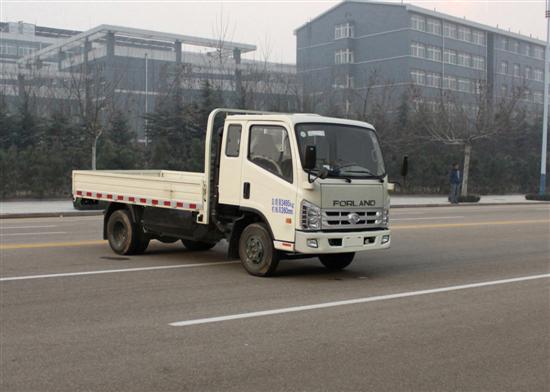 BJ1036V4PV5-Q2 福田129马力单桥汽油,NG3.5米国四两用燃料载货汽车图片