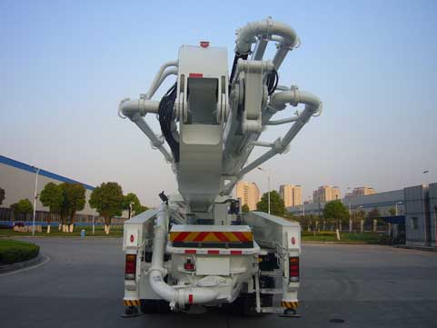 中联牌ZLJ5417THB混凝土泵车公告图片