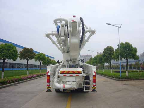 中联牌ZLJ5339THB混凝土泵车公告图片