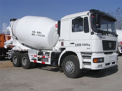 东岳牌ZTQ5255GJB5N404C混凝土搅拌运输车