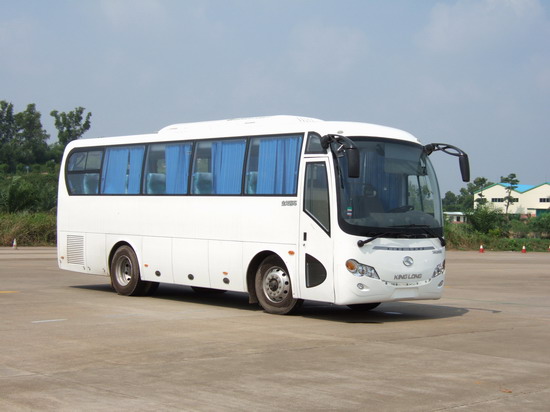 金龙9米24-41座客车(XMQ6900Y)