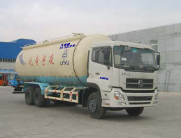 粉粒物料运输车