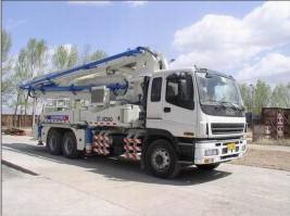 混凝土泵车