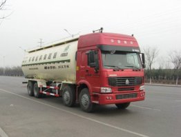 粉粒物料运输车