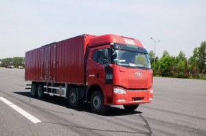 平头柴油厢式运输汽车