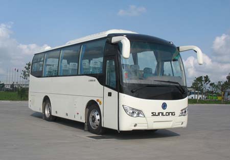 申龙8米24-35座客车(SLK6802F1A3)