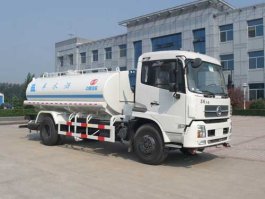 洒水车