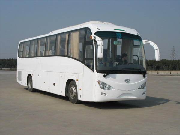金龙12米24-49座纯电动客车(XMQ6126YE)