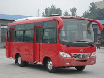 川马6.6米10-25座城市客车(CAT6660DYC)