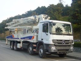 混凝土泵车