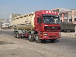粉粒物料运输车