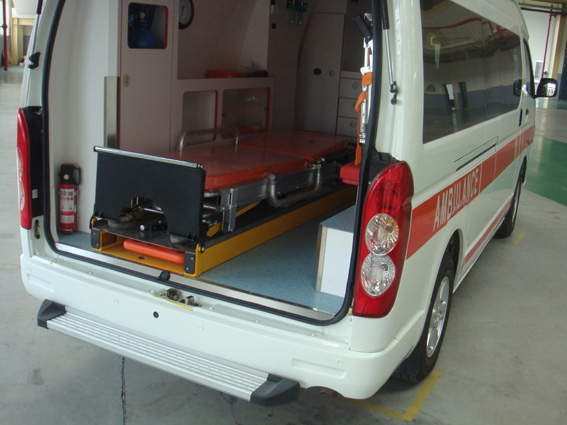 大马牌HKL5030XJHC救护车公告图片