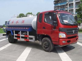 绿化喷洒车