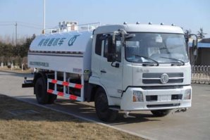 洒水车