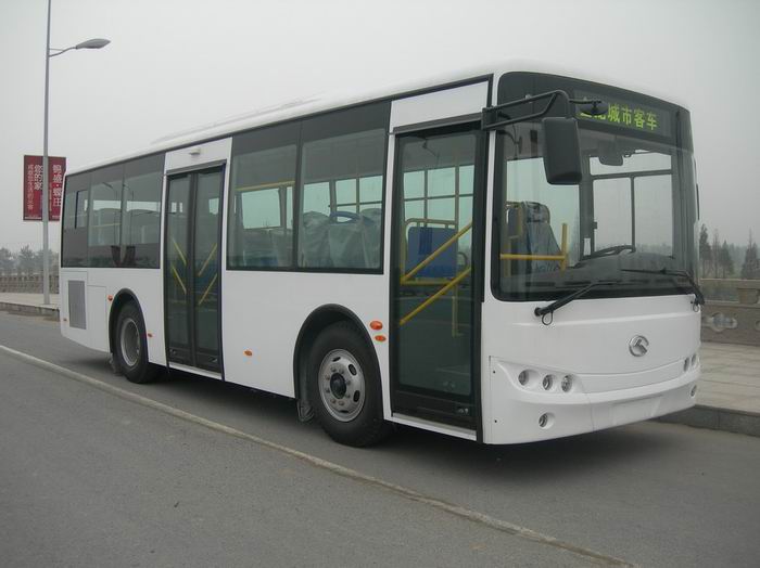 金龙8米10-27座城市客车(XMQ6801AGD4)