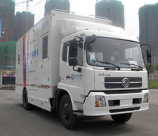 通信车