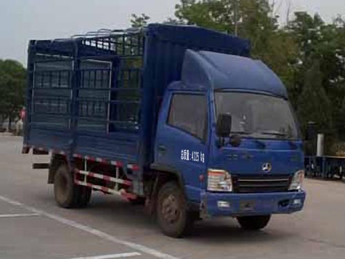 北京牌BJ5044CCY117仓栅式运输车