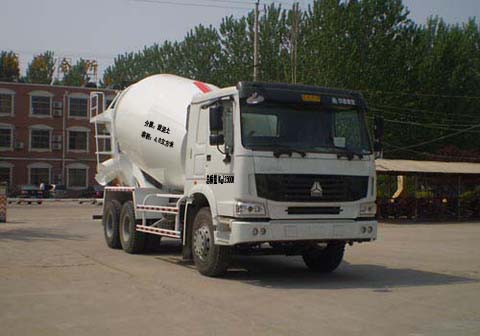 LYL5253GJB 粱锋牌混凝土搅拌运输车图片
