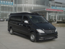 旅居车