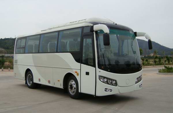金旅7.5米24-33座客车(XML6757J28N)
