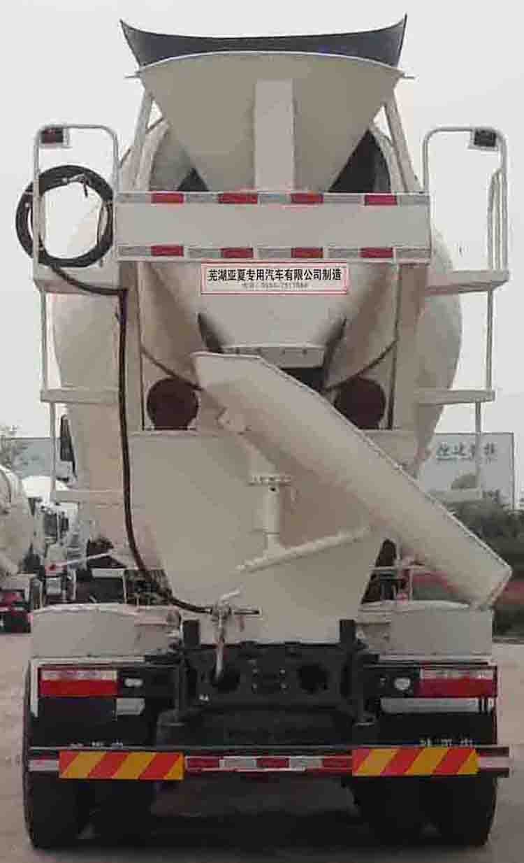 亚夏牌WXS5252GJBL1混凝土搅拌运输车公告图片
