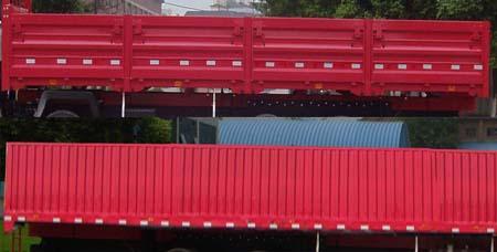 CQ1255HTG444 红岩351马力后双桥,后八轮柴油7.6米国四载货汽车图片