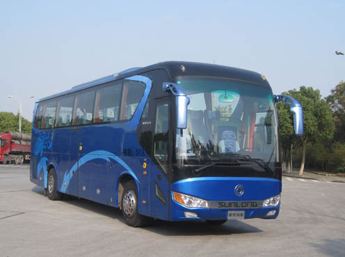 申龙11米24-51座客车(SLK6118S5A)