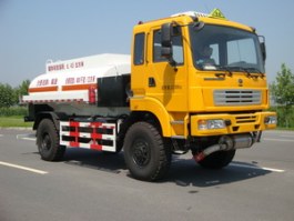 运油沙漠车