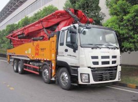 混凝土泵车