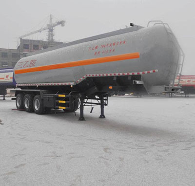 旗林11.9米31.2吨3轴易燃液体罐式运输半挂车(QLG9403GRY)