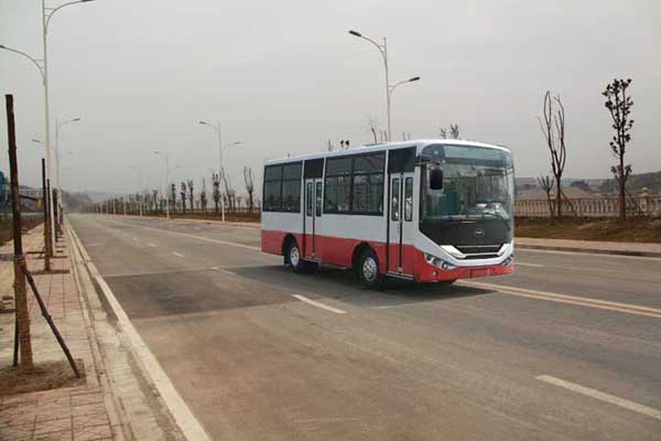 川马7.2米10-28座城市客车(CAT6720N5GE)