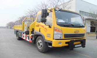 圣工牌HGY5150TYH路面养护车