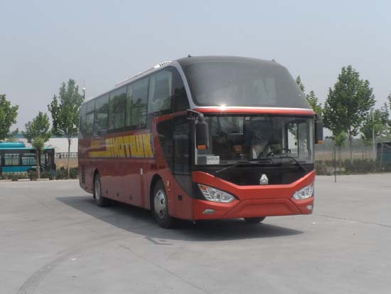 重汽11米24-49座客车(QDK6117H5A)